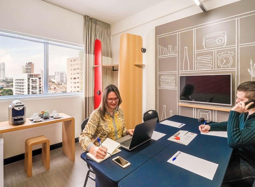Ibis Dutra Sao Jose dos Campos