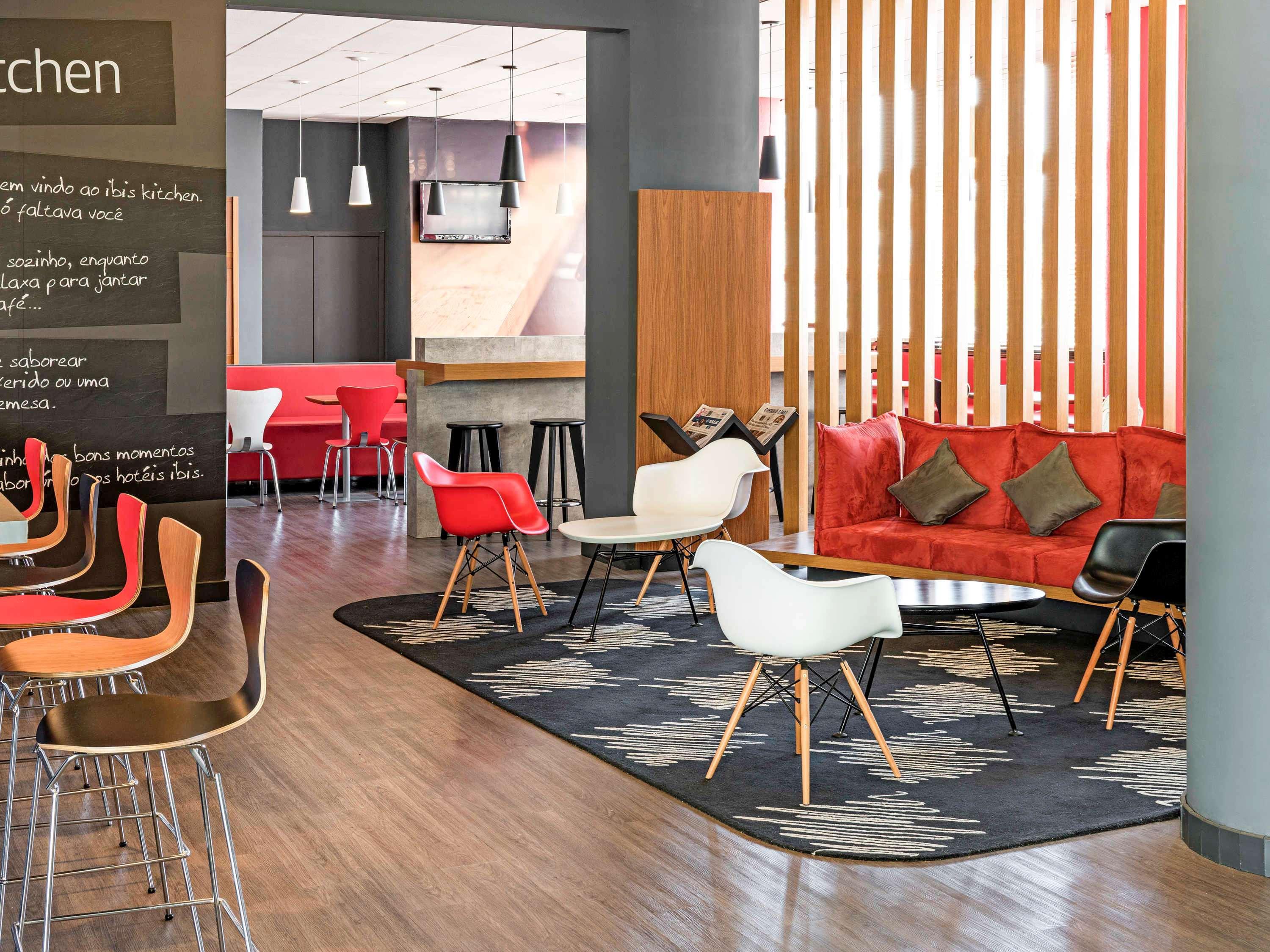 酒店 Ibis Dutra 3*